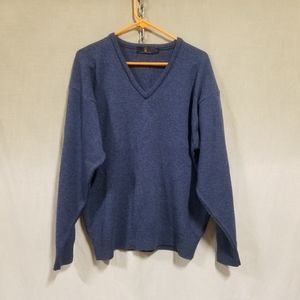 G&L V-neck lambswool men's sweater